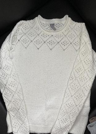 Свитер женский