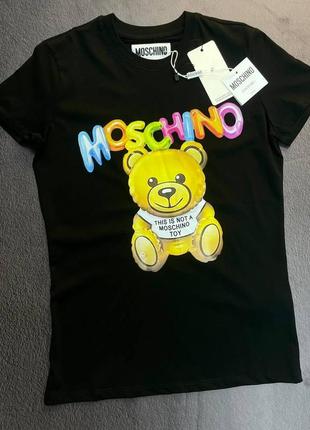 Жіноча футболка moschino3 фото