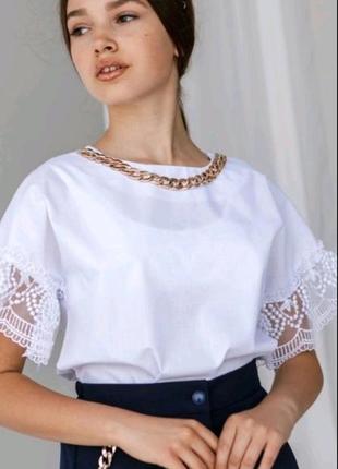 Гарна біла блуза з мереживом, шкільна блуза, блуза в школу