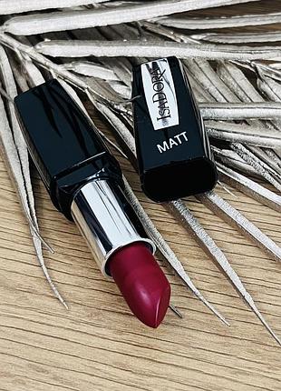 Оригінал isadora perfect matt lipstick 05 famme fatale матова помада для губ оригинал матовая помада