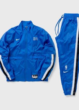 Nike brooklyn nets tracksuit
nba jean michel basquiat колаборація тонкий спортивний костюм плащівка унісекс баскетбольна форма