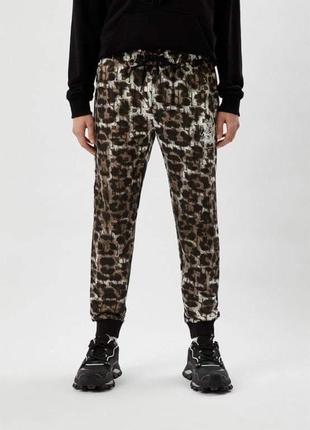 Чоловічі спортивні штани john richmond із кольоровим принтом