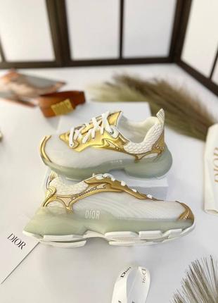 Кроссовки в стиле dior vibe