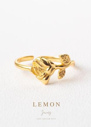 Золотое кольцо цветок роза из серебра s925 в позолоте желтого лимонного золота 18 карат, кольца из желтого золота минималистичная4 фото