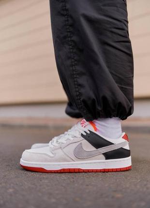 Кроссовки nike sb dunk low grey red