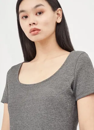 Сіра сукня у рубчик від hm2 фото