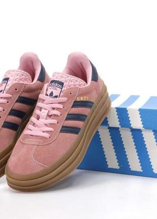 Рожеві жіночі кросівки на платформі  adidas gazelle bold (адідас газель замшеві на високій підошві )2 фото