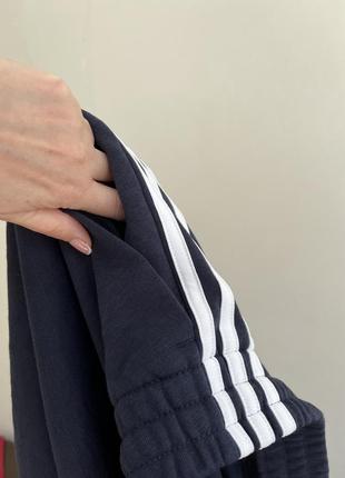 Шорти adidas чоловічі трикотажні сині originals 3 stripes2 фото