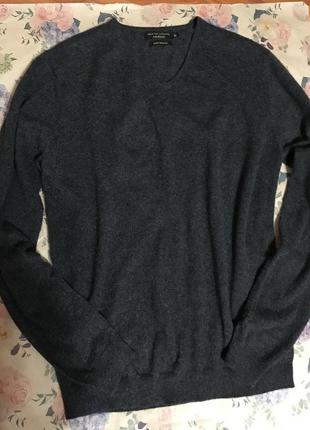 Кашеміровий светр в базовому кольорі