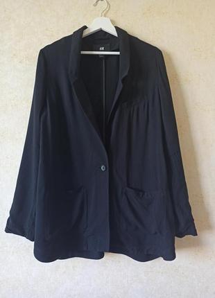 Легкий чорний піджак з візкози прямого крою, стильний чорний піджак сорочка h&m віскоза