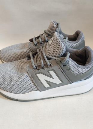 Кросівки new balance