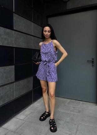 Женский фиолетовый лавандовый летний легкий комбинезон с шортами тренд 20231 фото