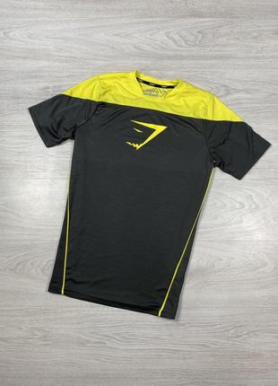 Крута чоловіча спортивна футболка gymshark для тренувань спорту nike reebok crossfit