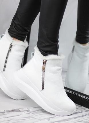 Женские ботинки белые2 фото
