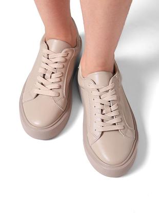 Кожаные бежевые повседневные кеды 40 размера
