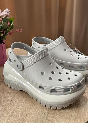 Crocs classic mega clush новые