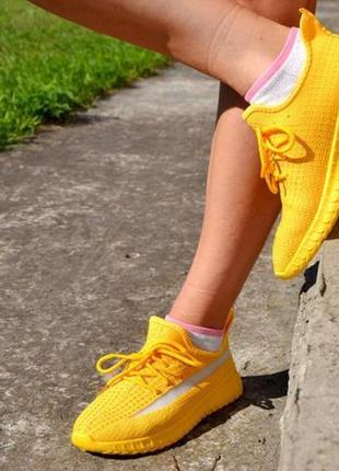 Женские кроссовки желтые летние желтого цвета текстильные спортивные 37 393 фото