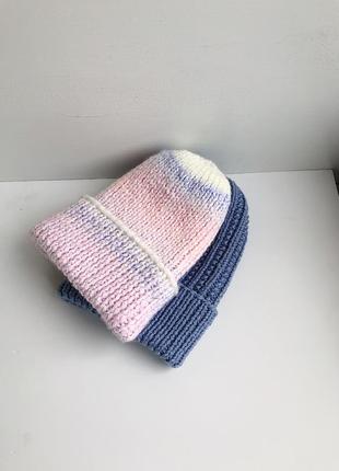 Вязанная тёплая объёмная шапка зимняя