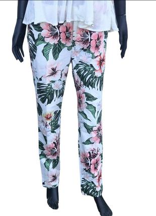 Крутые женские летние штаны хлопок/джинс в цветочный принт3 фото