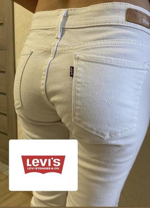 Женские белые джинсы levi’s slim w30l325 фото