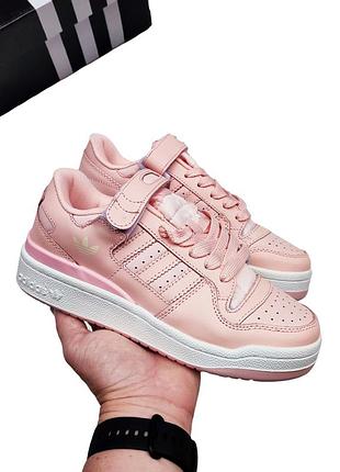 Кросівки жіночі adidas