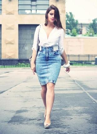 Винтажная джинсовая юбка - "варёнка" с патчами и разрезом а молнии. usa!7 фото