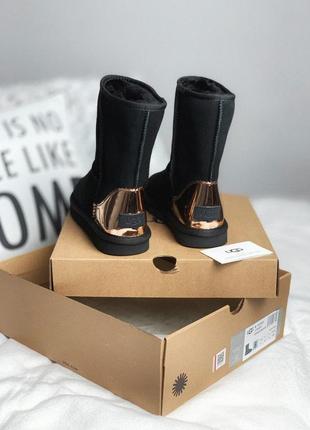 Шикарные женские сапоги ugg short black gold /осень/зима/весна😍4 фото