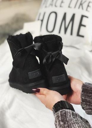 Ugg mini bailey bow black зимние женские сапоги с мехом /осень/зима/весна😍2 фото