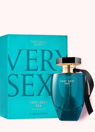 Victoria's secret very sexy sea