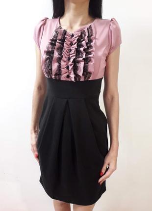 Ніжно-рожеве плаття з рюшами (s/42).1 фото