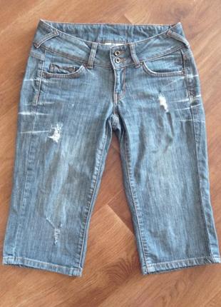 Фирменные джинсовые шорты.3 фото