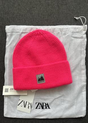 Нова шапка zara