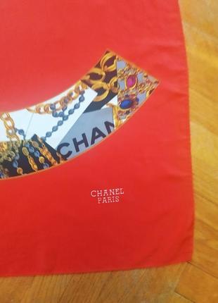Шовкова хустка з логотипом " шанель"