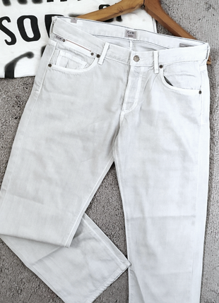 Модные укороченные джинсы