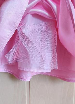 Ніжно рожева сукня з трояндою3 фото