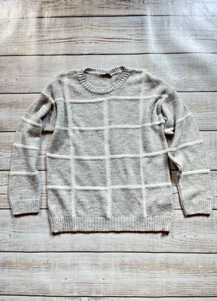 Актуальный свитер кофточка с люрексной нитью