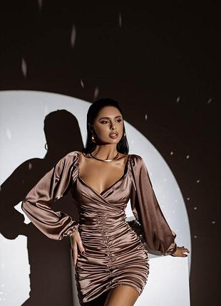 Шовкова сукня з драпіруванням