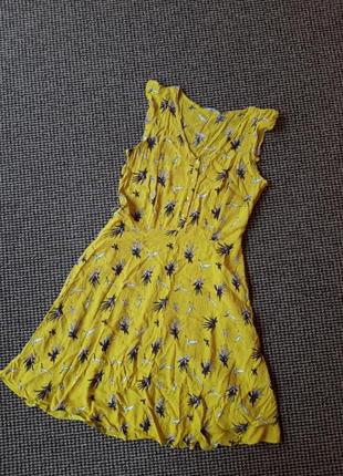 Платтье steps