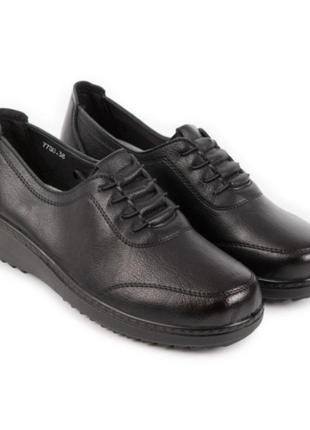 Стильные черные удобные туфли на танкетке платформе модные3 фото