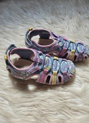 Фирменные кожаные босоножки geox