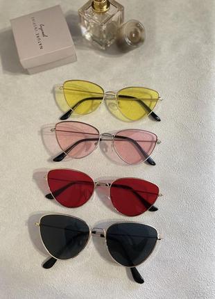 Розпродаж сонцезахисні окуляри1 фото