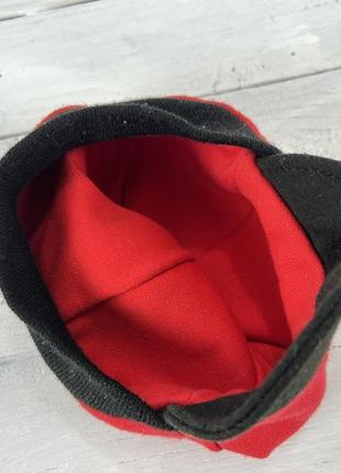 Шапка спортивна тепла, червона, розмір 55 см, дуже хороший стан2 фото