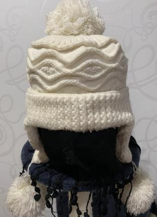 Вязаная женская тёплая зимняя шапочка ушанка с мехом