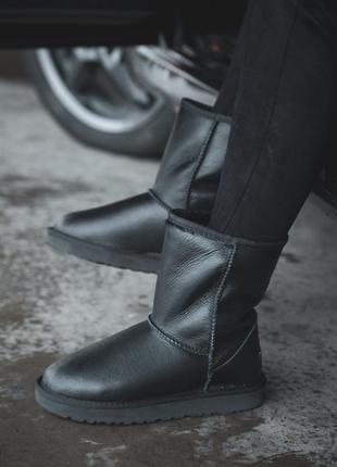 Теплые высокие кожаные сапоги ugg classic short leather /осень/зима/весна😍2 фото