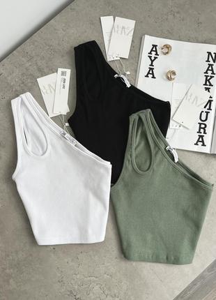 Неймовірні , щільні топи в рубчик від zara
