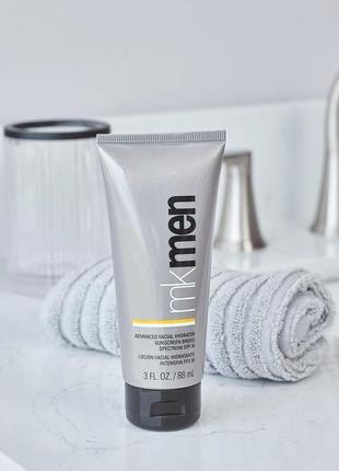 Улучшенный увлажняющий крем для лица spf 30 mkmen мери кей mary kay