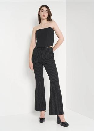 Черные брюки