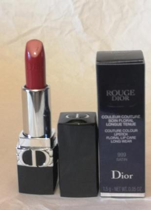 Dior rouge dior couture colour comfort & wear помада у відтінку 999 satin, 1,5 гр.4 фото