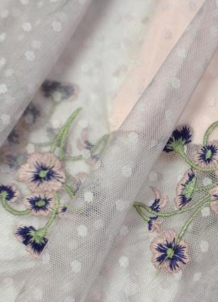 Нежная сетчатая пышная юбка миди в вышивку цветы5 фото