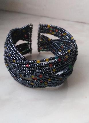 Браслет из бисера